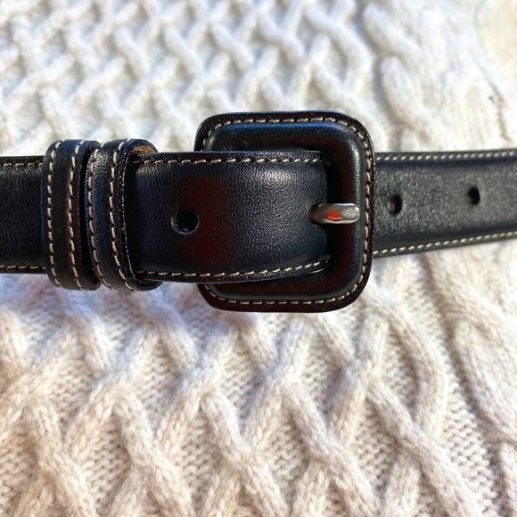HOST PICK! Vintage Talbots Black Belt with Contrast Stitching 29-33" - Picture 1 of 5